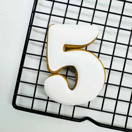 Пряник имбирный "5" белый, 8см